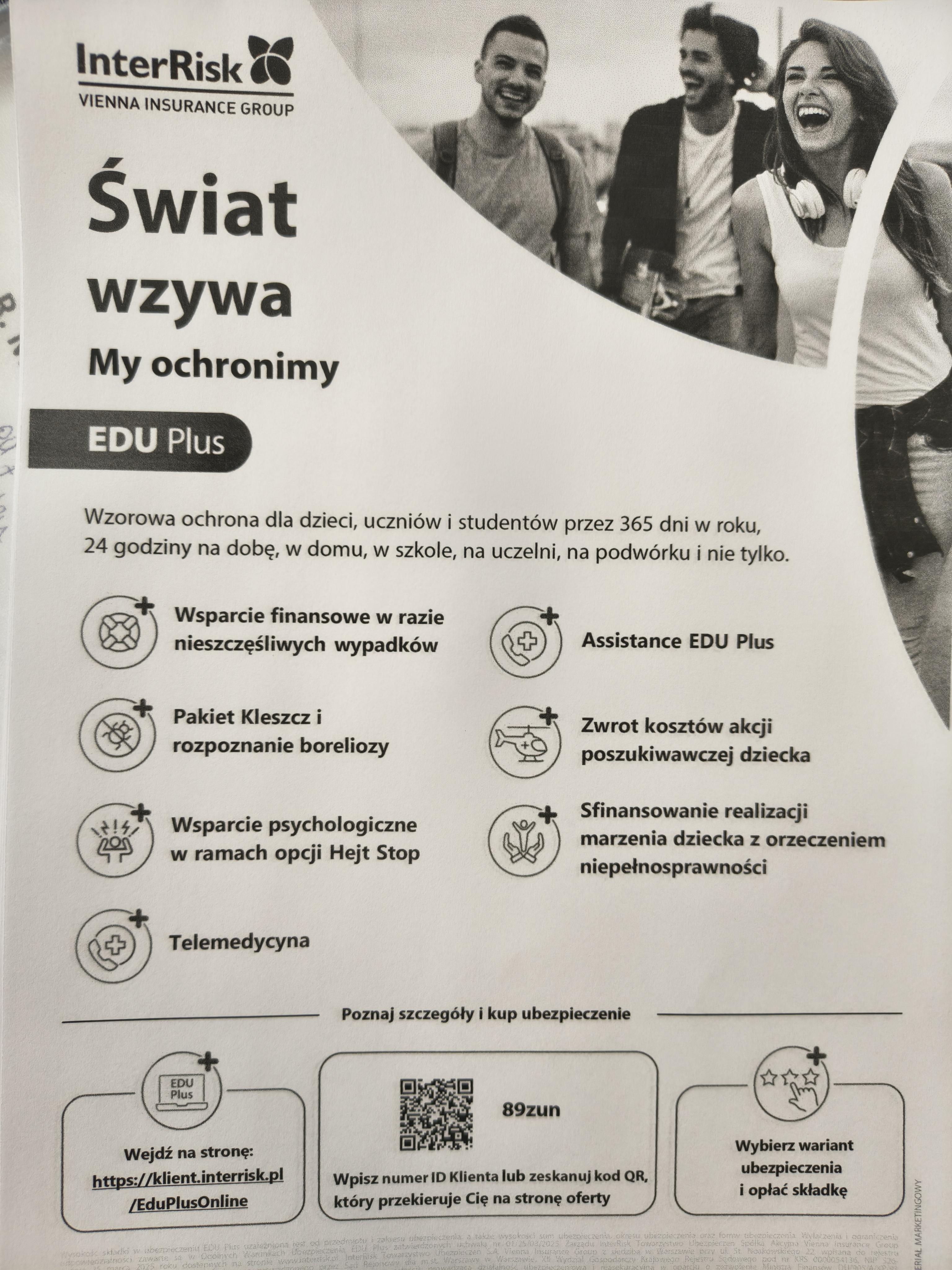 Ulotka z&nbsp;ofertą ubezpieczenia dla uczni&oacute;w.
