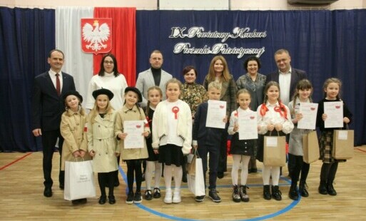 Zdjęcie do IX Powiatowy Konkurs Piosenki Patriotycznej