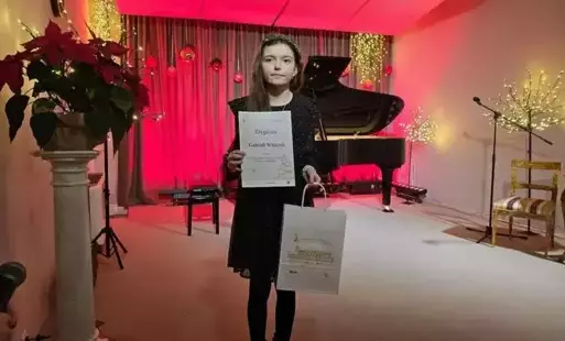 Zdjęcie do Pałacowe kolędowanie-konkurs kolęd i pastorałek
